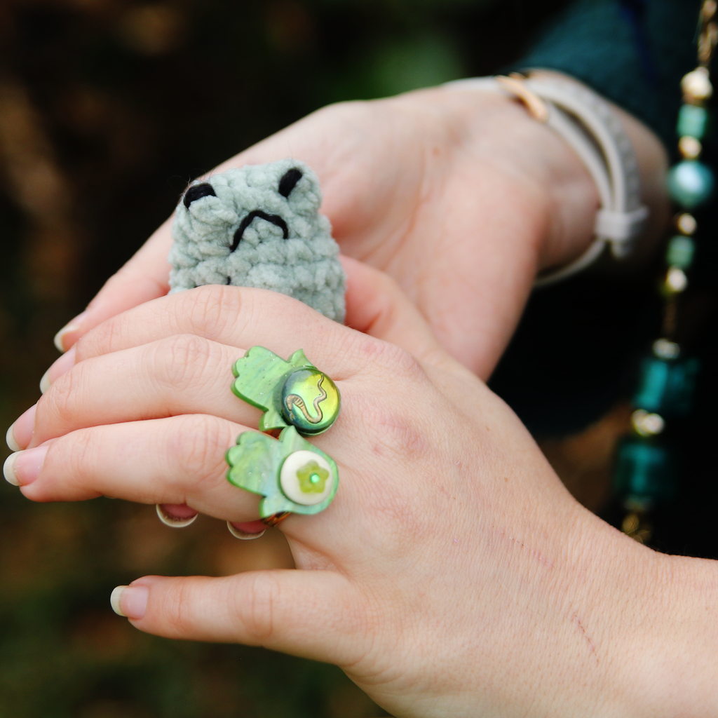 Green Iridescent Snake Hamsa Ring